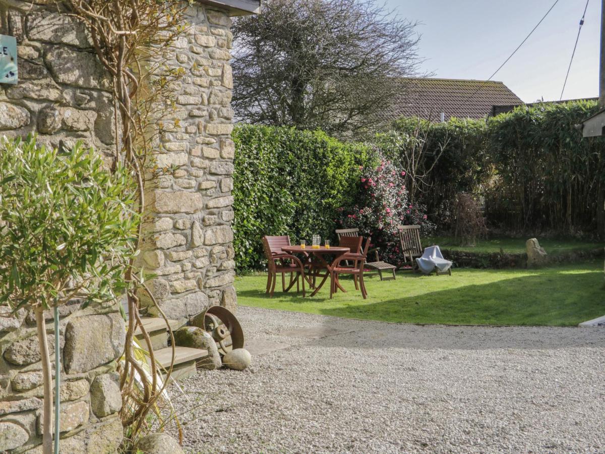 Honeysuckle Cottage Helston Bagian luar foto